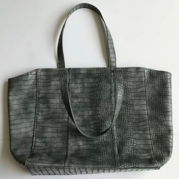 Neiman Marcus Faux Leather Gray Snake Skin Travel Make-Up Shopping Tote Bag - Picture 1 of 4